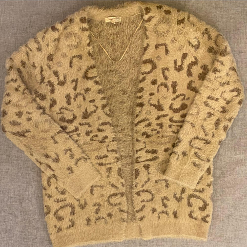 Mystree oversized cardigan sweater, animal (leopard) print, size small.